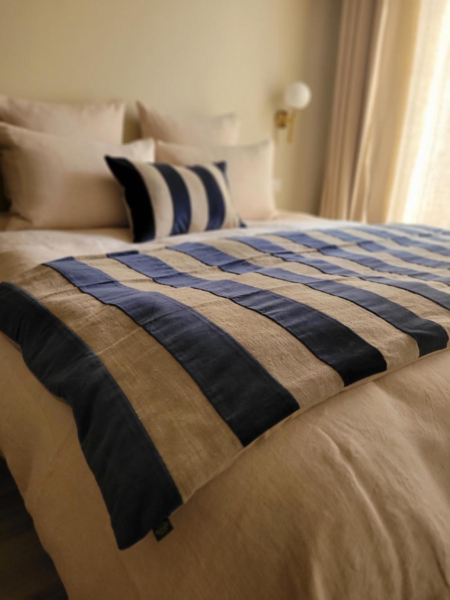 Tresors De Sens Bed and Breakfast Kamer foto