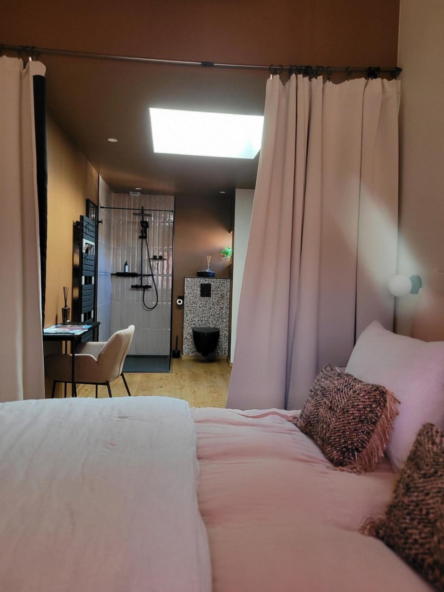 Tresors De Sens Bed and Breakfast Buitenkant foto