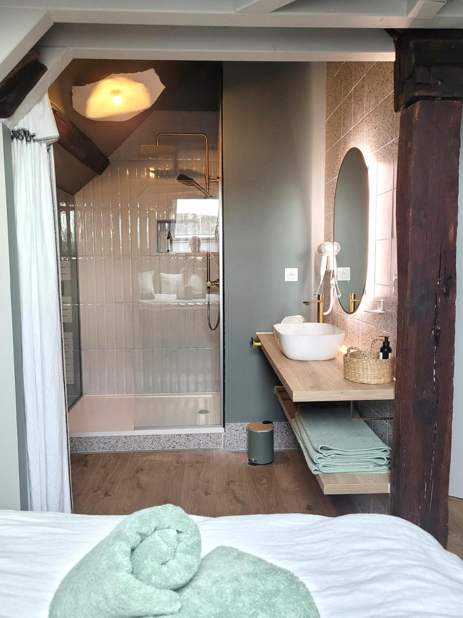Tresors De Sens Bed and Breakfast Buitenkant foto