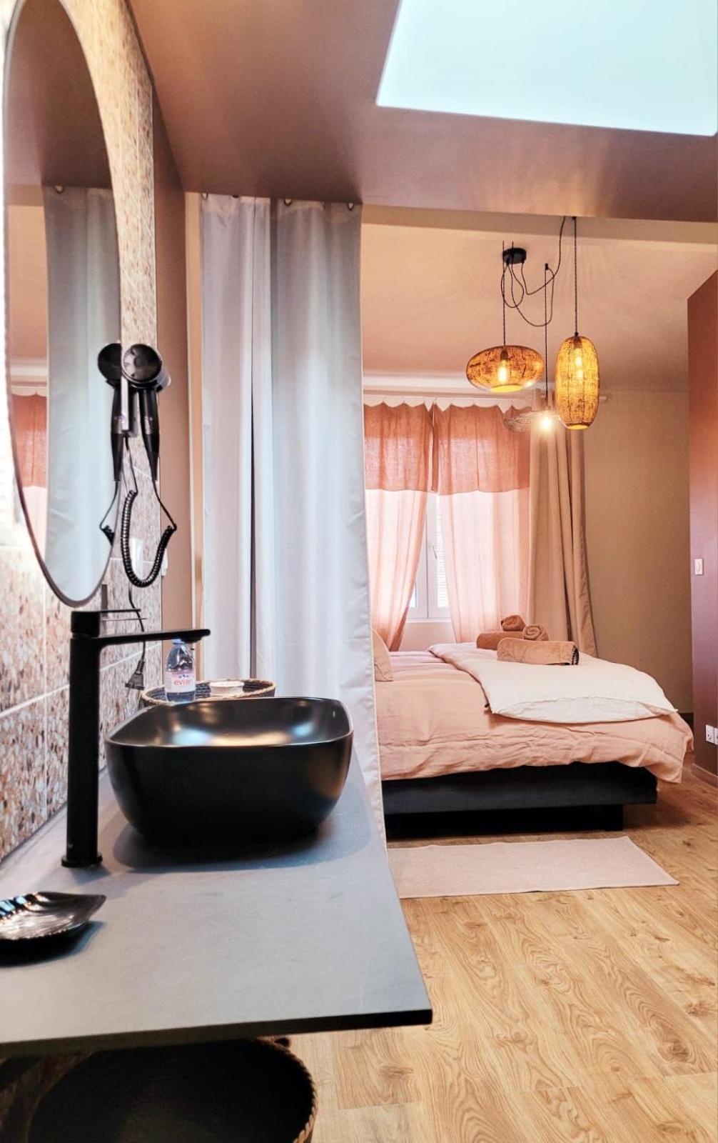 Tresors De Sens Bed and Breakfast Buitenkant foto