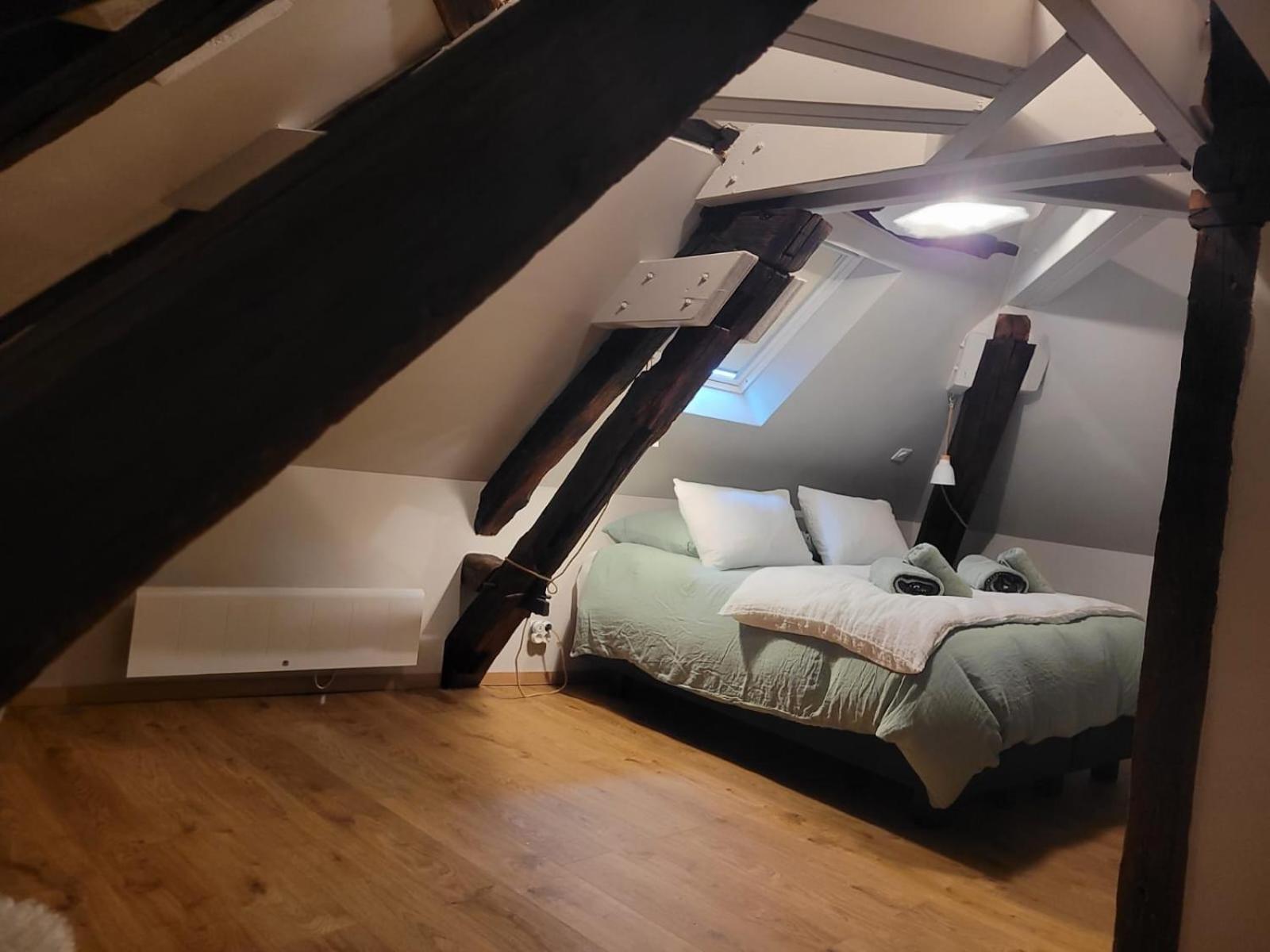 Tresors De Sens Bed and Breakfast Buitenkant foto