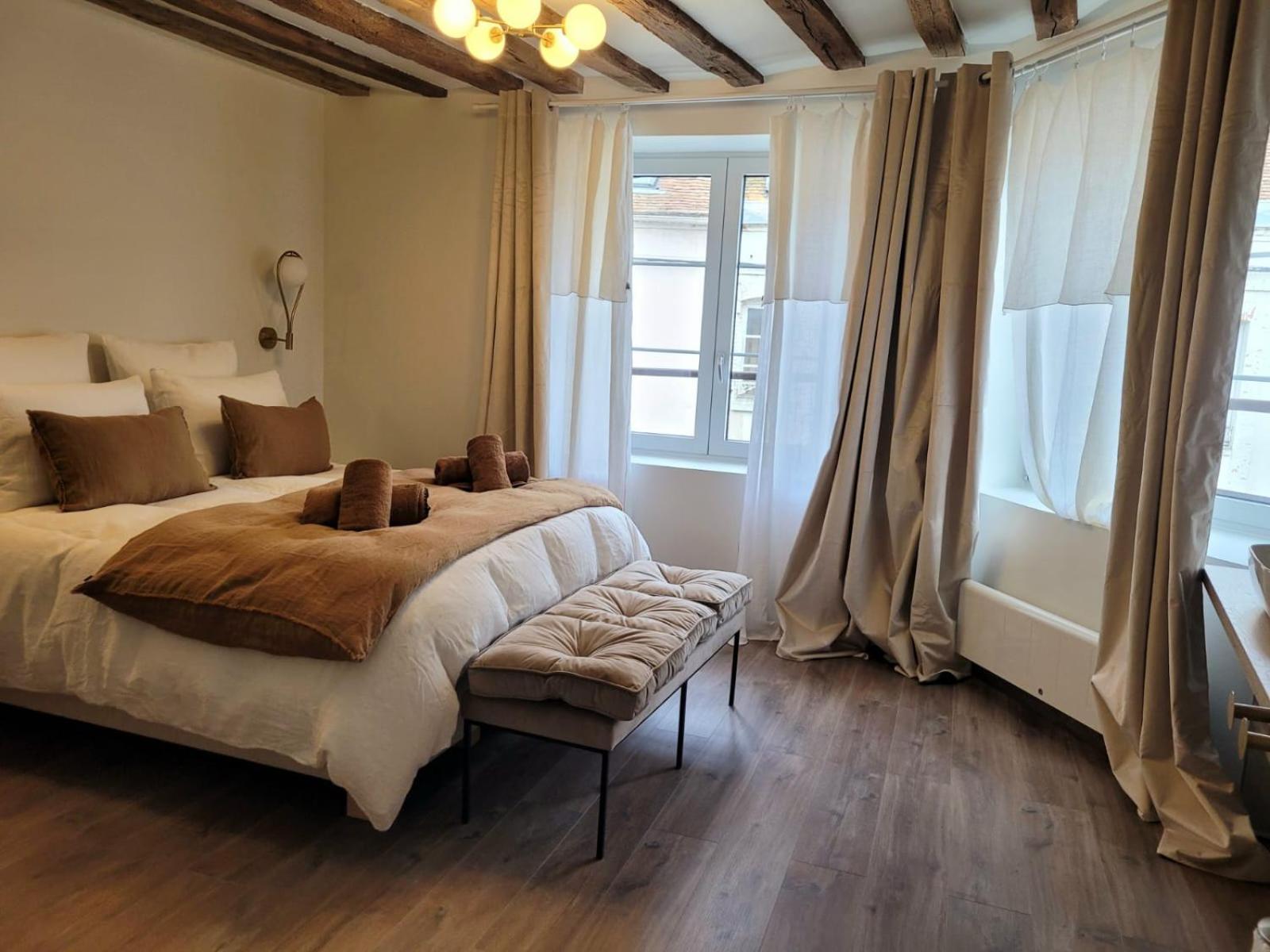 Tresors De Sens Bed and Breakfast Buitenkant foto