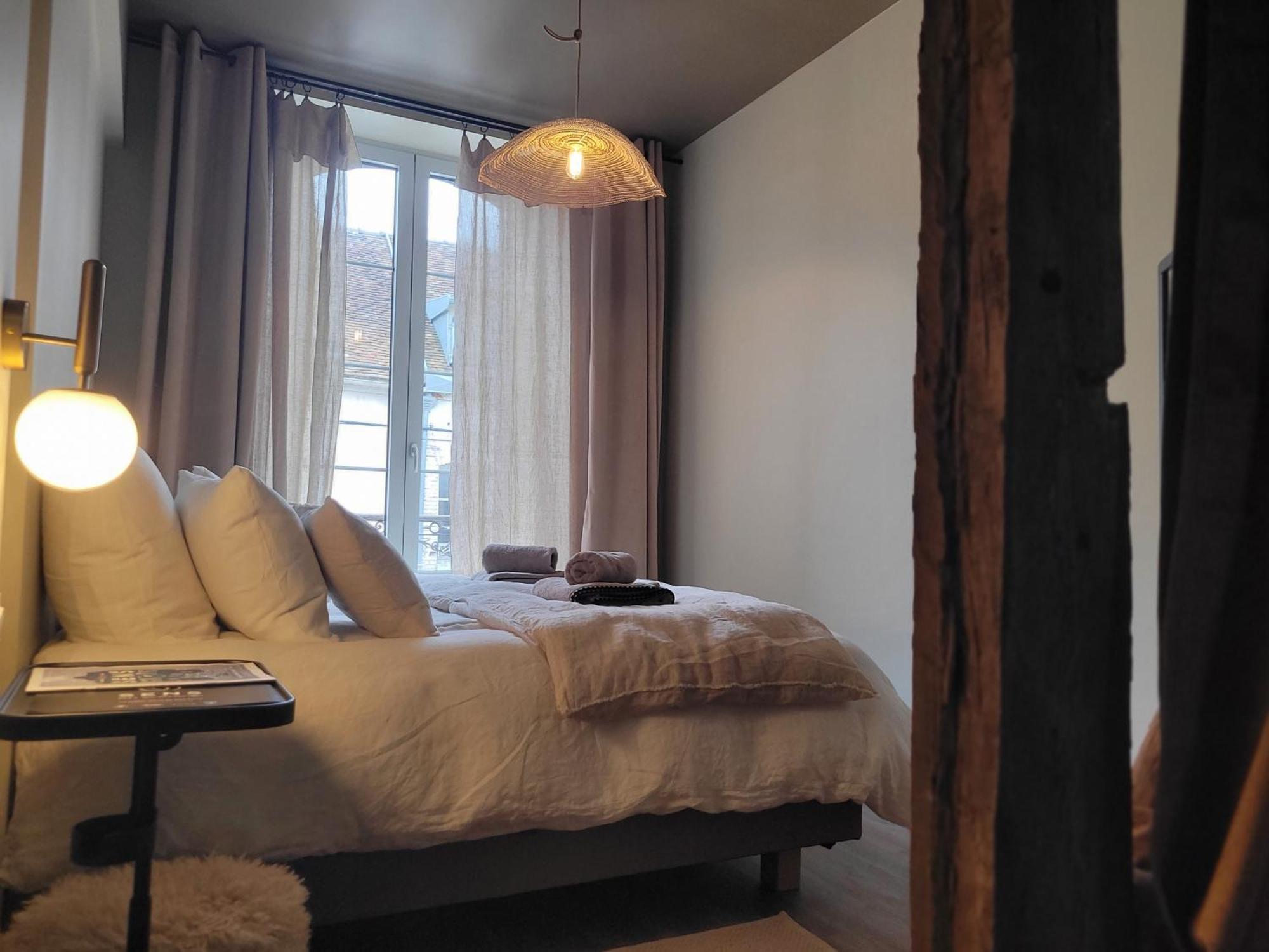 Tresors De Sens Bed and Breakfast Buitenkant foto